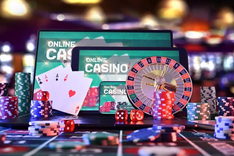 Filipino player enjoying live baccarat on a mobile device
